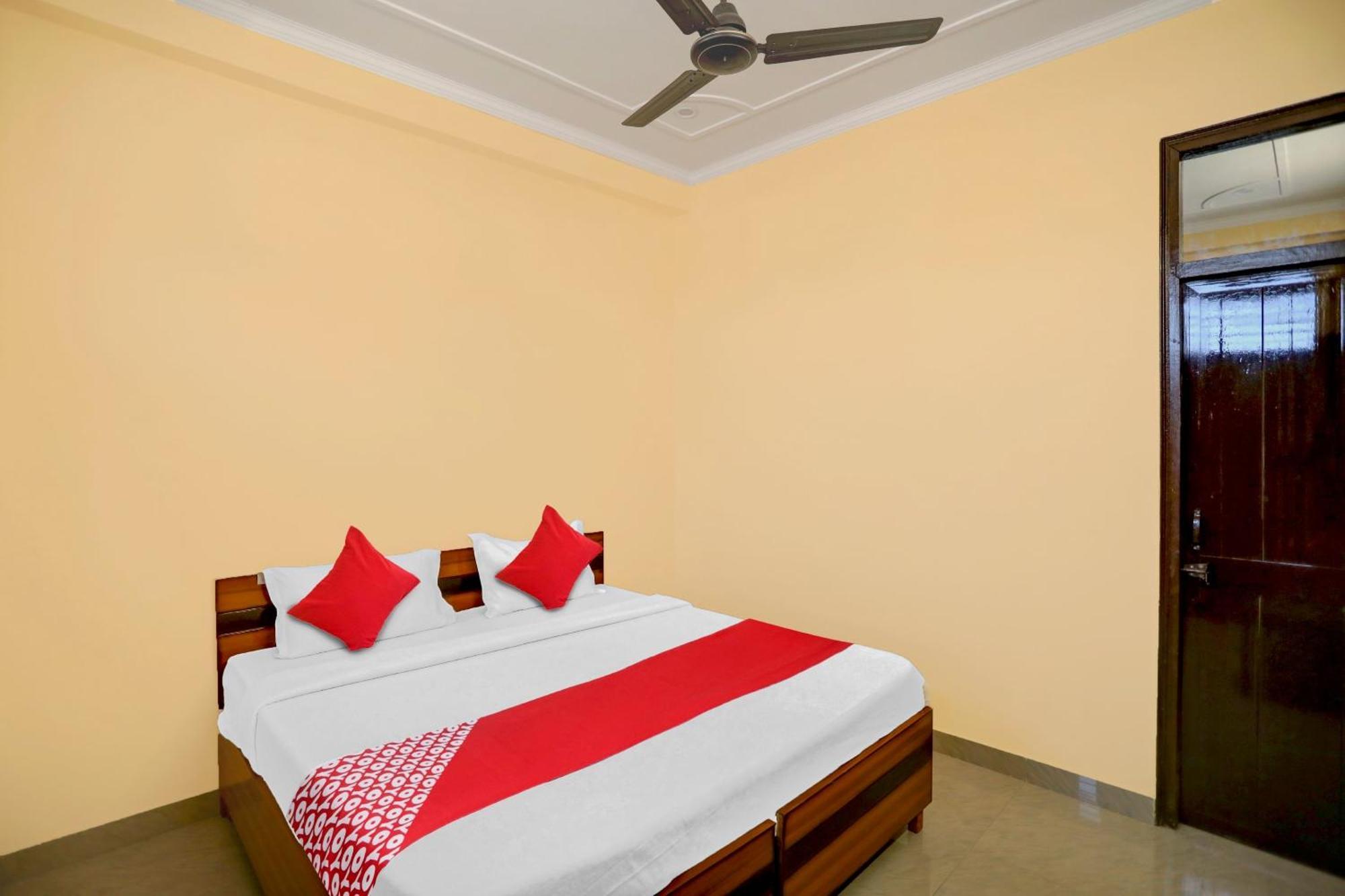 Hotel O Pari Hotel Ghaziabad Exterior photo