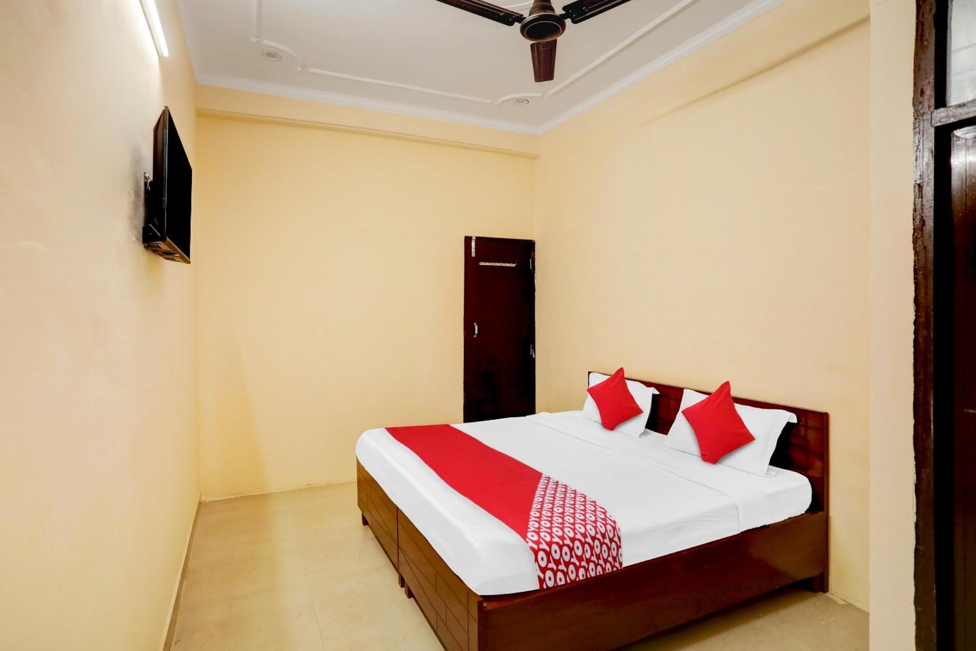 Hotel O Pari Hotel Ghaziabad Exterior photo